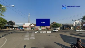 Jl. Aloon-Aloon Utara